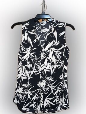 Express Portofino Sleeveless V-Neck Button Front Blouse S